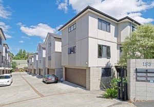 Greenlane's home