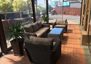 Greenlane Suites