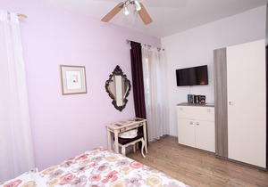 GRISIA One-bedroom Apartment