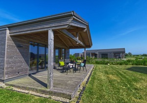 Gud Jard Lodge No. 16 - designer holiday home (16) with exclusive furnishings