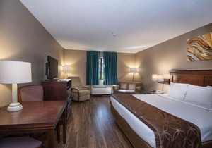 Guest Inn & Suites - Midtown Medical Center