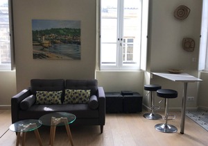 GuestReady - Charming apt in Place de la Comédie