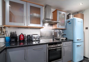 GuestReady - Lovely apt overlooks Clapham Common