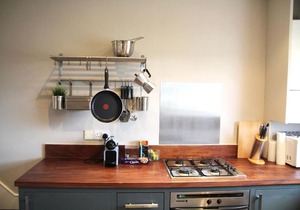 GuestReady - Quaint English Flat near Portobello
