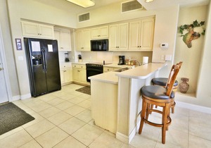 Gulf Crest-2 BR on the 22nd floor*Includes Beach Chairs*