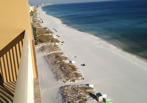 GULF FRONT. AMAZING VIEWS! 3 Pools! ON THE BEACH! Tiki BarnLOCATION