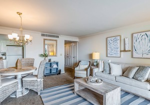 Gulf-front condo with a pool, a hot tub, central AC, & on-site restaurants