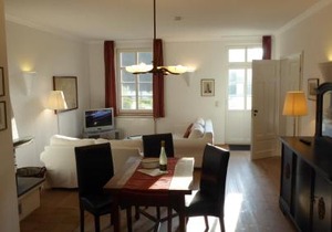 Gut Rattelvitz, Parterre B MITTE