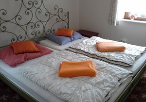 Höddelbusch Typ B - Eighteen Bedroom Hotel, Sleeps 30