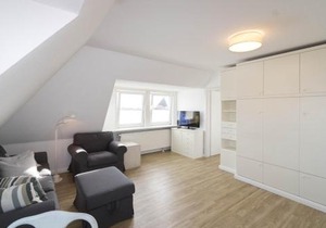 Hüs Auert Tharep, Wohnung 1