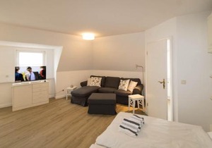 Hüs Auert Tharep, Wohnung 2