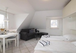 Hüs Auert Tharep, Wohnung 3