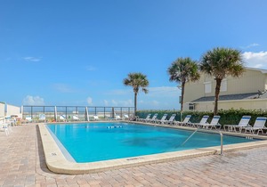 HA508 - Top floor 1/1 condo with beautiful ocean views