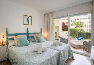 Hacienda Playa Elviria 300 m playa,jardin , 2 hab ,MARBELLA