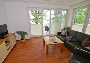 hafennahe Ferienwohnung mit Meerblick - Hafenresidenz Lauterbach FeWo 2-3