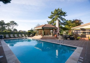 Half Moon Bay Lodge
