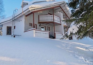 Hallantytär A2 Paritalo by Interhome