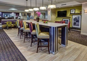 Hampton Inn by Hilton Dunn