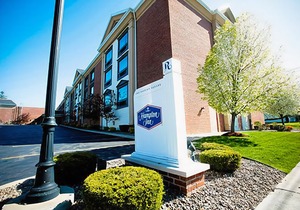 Hampton Inn East Aurora