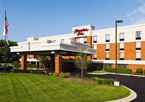 Hampton Inn McHenry