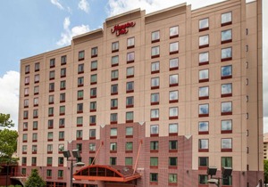 Hampton Inn New York - LaGuardia Airport