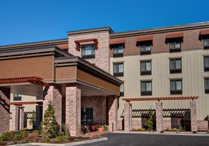 Hampton Inn & Suites Astoria