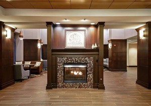 Hampton Inn & Suites Detroit-Canton