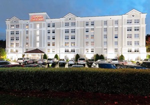 Hampton Inn & Suites Raleigh/Cary I-40 (PNC Arena)