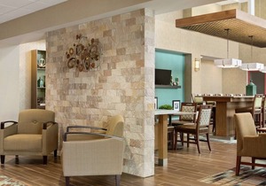 Hampton Inn & Suites Minooka