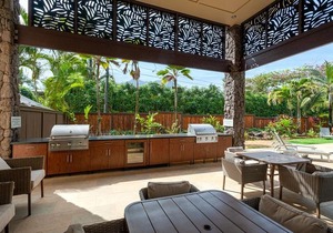 Hanalei Colony Resort E3 -on the beach, gorgeous inside, beautiful ocean view