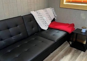 Handicap-Accessible Cabin Near Kirby Landing & Lake Greeson – Pet-Friendly