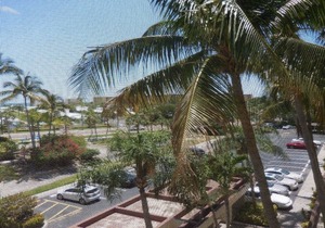 Harbor Towers & Yacht and Racquet Club