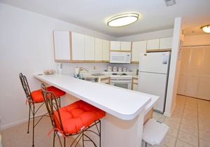 Harbour Club G7-Baywater 120th St, Free WiFi, Pool, W/D, AC