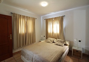 Harbour Lights IV - WiFi, 200m beach, terrace