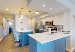 Harbour Point 918 ~ Stunning Lakefront View ~ Newly Remodeled Kitchen