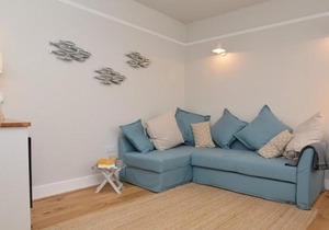 Harbour View, Pier Terrace