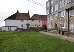 Harbour View, Pier Terrace