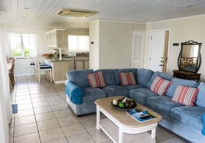 Harbour Villa 14a, 2-Bed Villa, Water-front with Pool