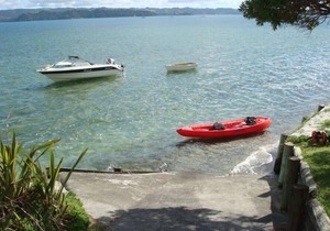 HARBOURSIDE GETAWAY!!!
