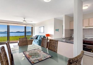 Harbourside Unit 2 7 Soldiers Point Road
