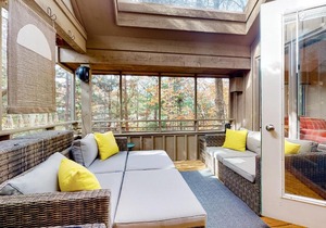 Hawks Nest 48