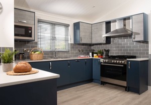 Hazel Lodge, 27 Roadford Lake Lodges