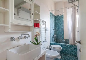 HC - Sunny Apartment in Testaccio!