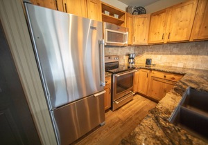 Heart of River Run- Hot Tub/Pool access