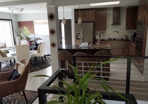HEART OF THE HAMPTONS - EAST QUOGUE - 2 LEVEL HAMPTON CONTEMPORARY
