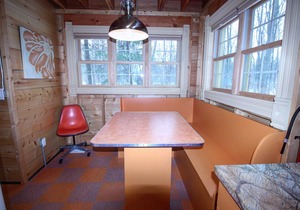 Heated pool is open! Cottage #1 at DollyBrook minutes from Saugatuck
