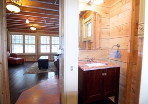 Heated pool is open! Cottage #1 at DollyBrook minutes from Saugatuck