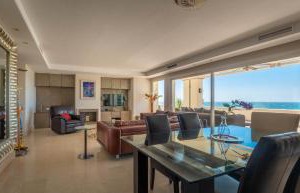 Heaven Beach Penthouse 405