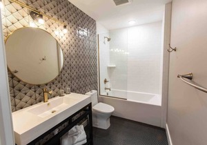 Henry Suite 207 at The Bellwether Hotel
