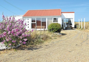 Here at Les Quatres Vents prepare to immerse yourself in the magic and beauty of Dungeness.